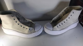 Converse Beige/Blanco Plataforma