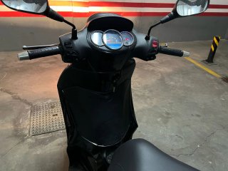 Piaggio Beverly 125 Negra