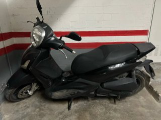 Piaggio Beverly 125 Negra