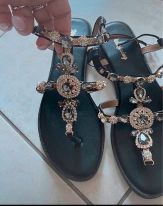Sandali  gioiello neri e oro