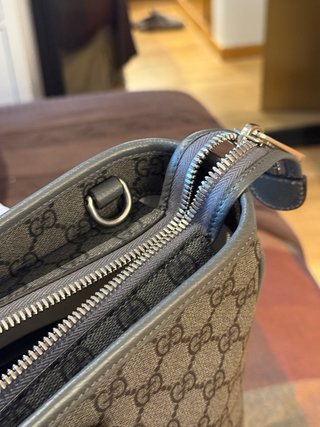Bolso Gucci Maletín GG Supreme Gris