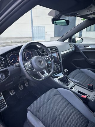 Volkswagen Golf r-line 7.5