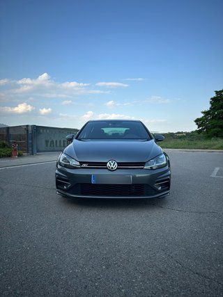 Volkswagen Golf r-line 7.5