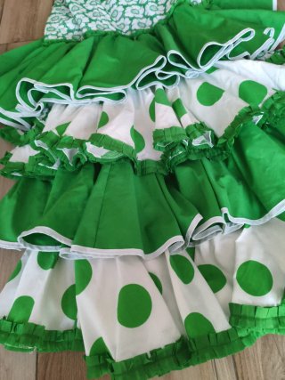 Vestido Flamenca Volantes Verde y Blanco