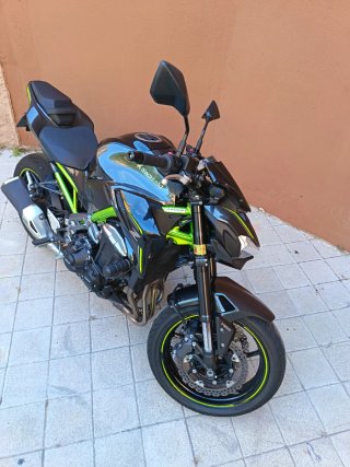 KAWASAKI Z900 IMPOLUTA