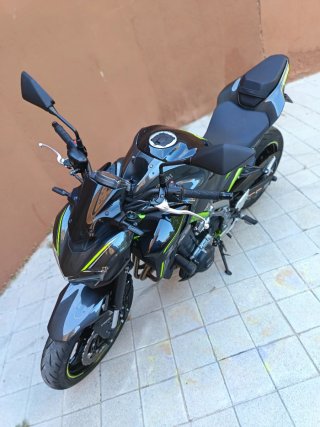 KAWASAKI Z900 IMPOLUTA