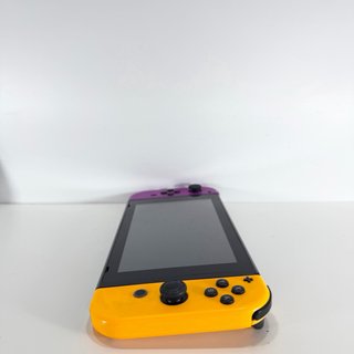 Nintendo Switch Viola e Giallo completa