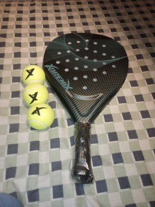 Racchetta da padel XORENX con 3 palline
