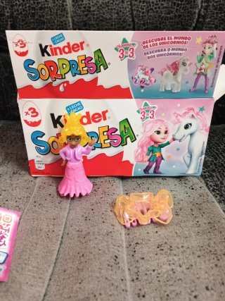 Kinder Sorpresa Caja Unicornios Juguete