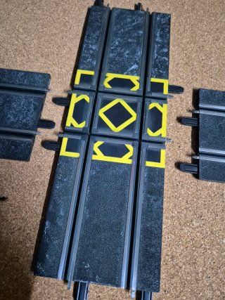 Scalextric Compact Cruce