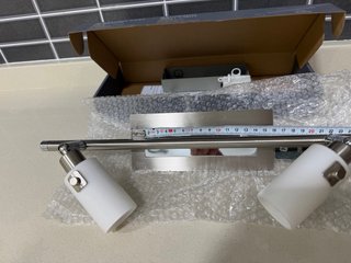 Foco LED Baño/Aseo Plata y Blanco