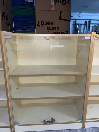 VITRINA BAJA CON LLAVE