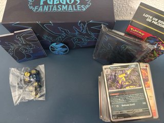 Cartas pokemon bulk + ETB y Lata