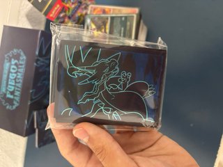 Cartas pokemon bulk + ETB y Lata