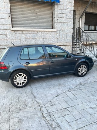 Volkswagen Golf 2001