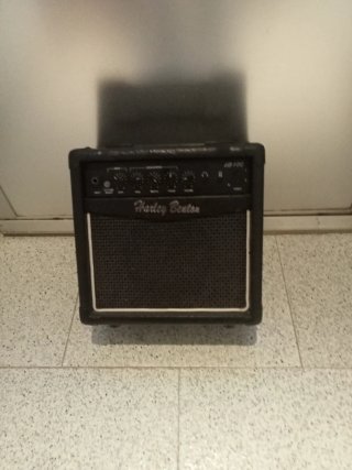 Amplificador Guitarra Eléctrica Harley Benton HB-1