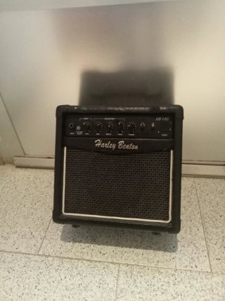 Amplificador Guitarra Eléctrica Harley Benton HB-1