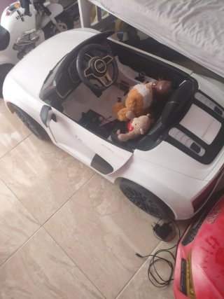Coche audio niño
