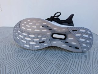 ADIDAS ULTRABOOST 5X T-48=31cm