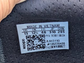 ADIDAS ULTRABOOST 5X T-48=31cm