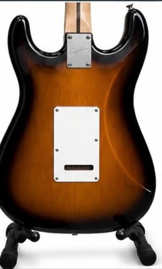 Guitarra eléctrica Squier  Stratocaster Sunburst
