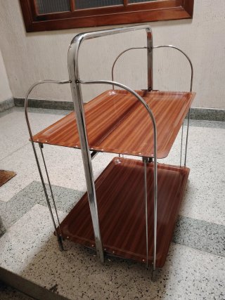 Camarera-mesa auxiliar vintage. 1960