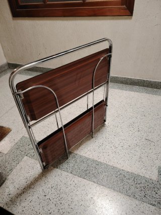 Camarera-mesa auxiliar vintage. 1960
