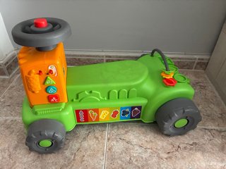 Tractor correpasillos Fisher Price