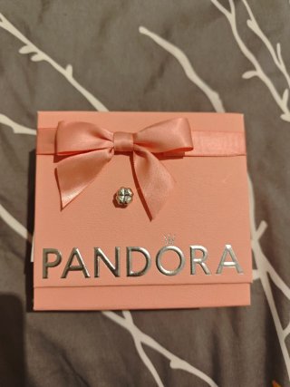Pandora Charm Trébol Suerte Dorado