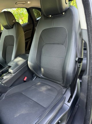 Jaguar F-Pace 2016