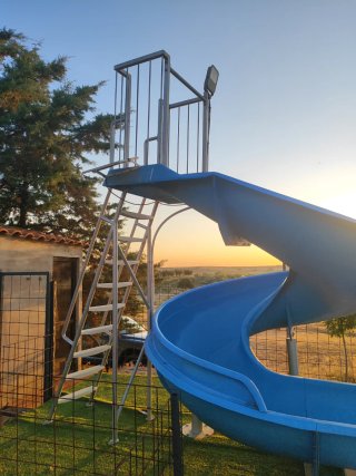 Tobogán piscina fibra reforzado