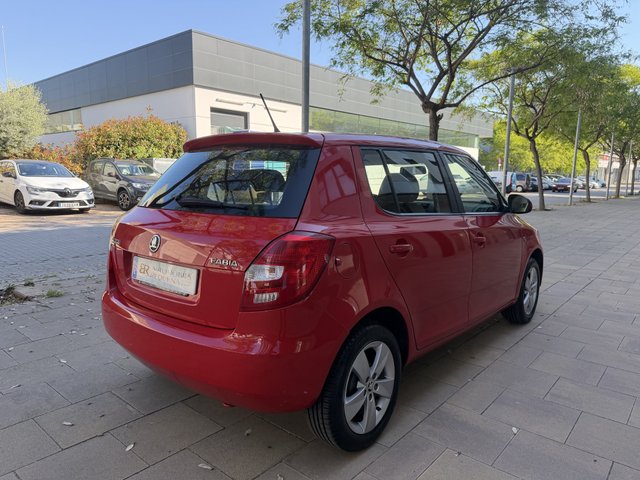 Skoda Fabia ETIQUETA C
