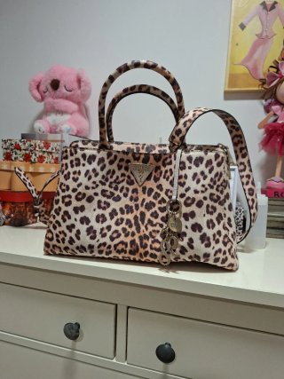 Bolso Guess Leopardo