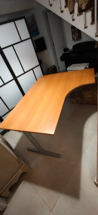 Escritorio de oficina madera y metal