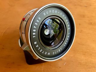 Leica Super-Angulon 21mm f/3.4