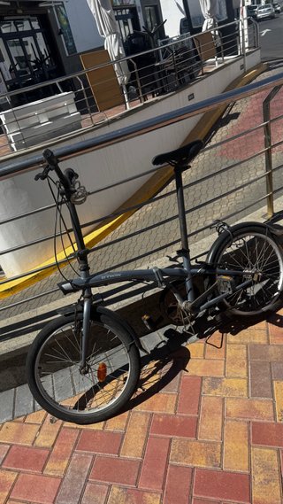 Bicicleta plegable gris