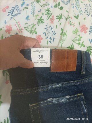 Lote de pantalones y chores , mini. Falda, ctc