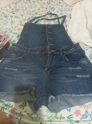 Lote de pantalones y chores , mini. Falda, ctc