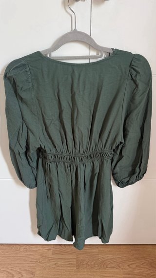 Vestido corto manga larga verde Pull&Bear talla XS