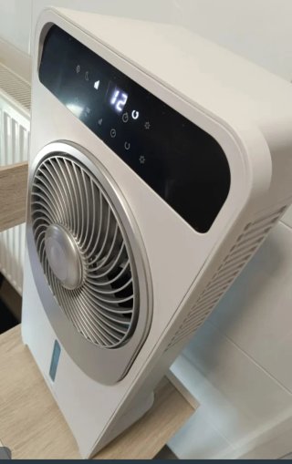Ventilador/Climatizador CECOTEC. (5 litros)