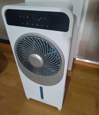 Ventilador/Climatizador CECOTEC. (5 litros)