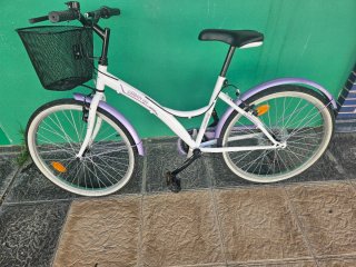 Bicicleta Paseo Mujer  24 Lila. ESTA EN BURGOS