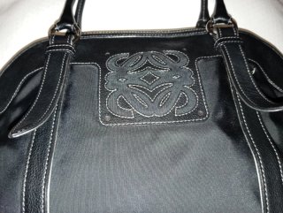 Bolso Loewe Negro Poco Uso Medidas 30 x 40 cm.