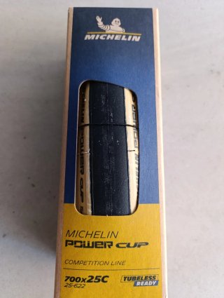 Cubiertas carretera Gran Prix, Michelin, Vittoria