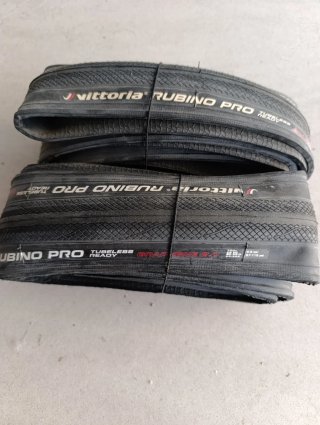 Cubiertas carretera Gran Prix, Michelin, Vittoria