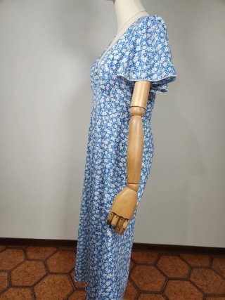 Abito estivo lungo floreale azzurro e bianco