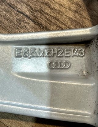 LLANTAS ORIGINALES AUDI A3 8V 16”