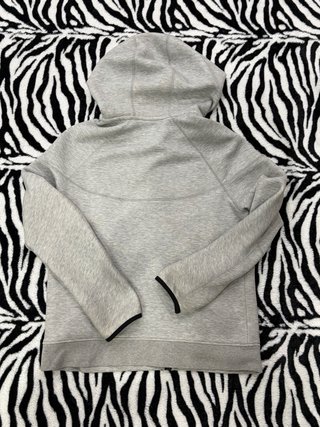 Sudadera Nike Tech Gris ORIGINAL