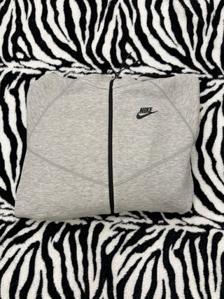 Sudadera Nike Tech Gris ORIGINAL