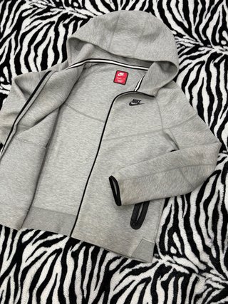 Sudadera Nike Tech Gris ORIGINAL